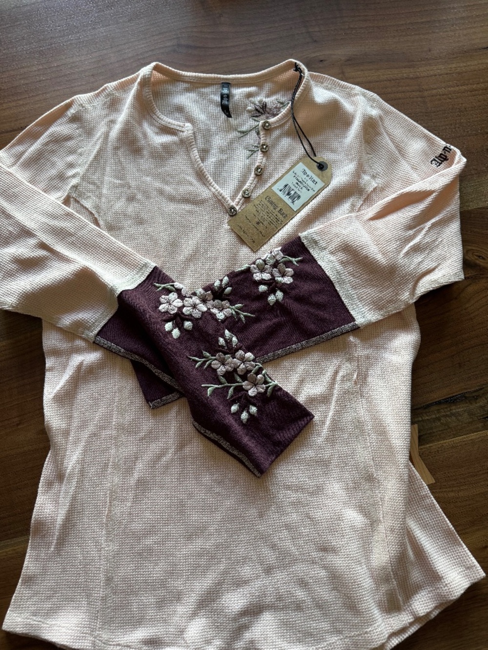 NWT Alp - N - Rock Henley  size L